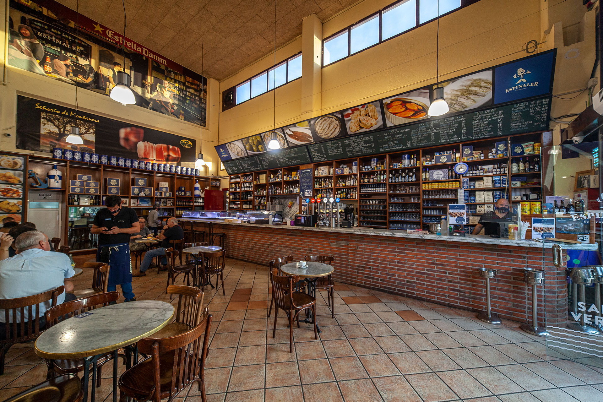 Taberna Nau Garrofers Espinaler